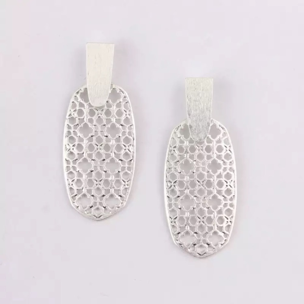 NEW Hollow Clover Filigree earrings 3 color choice - Picture 3 of 7